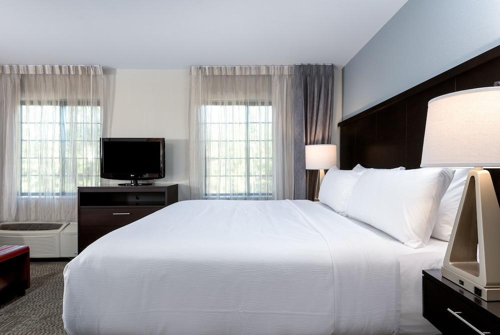 Staybridge Suites Chantilly Dulles Airport By Ihg Exterior photo