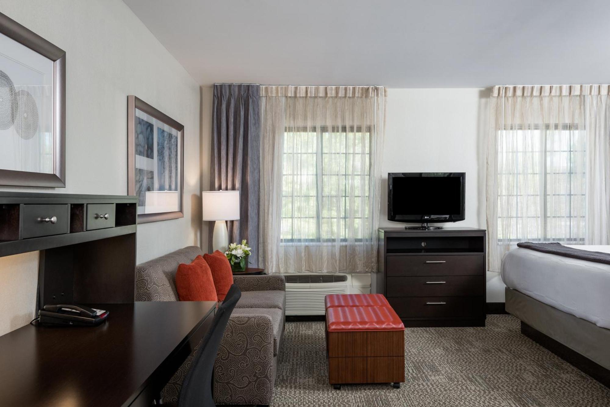 Staybridge Suites Chantilly Dulles Airport By Ihg Exterior photo