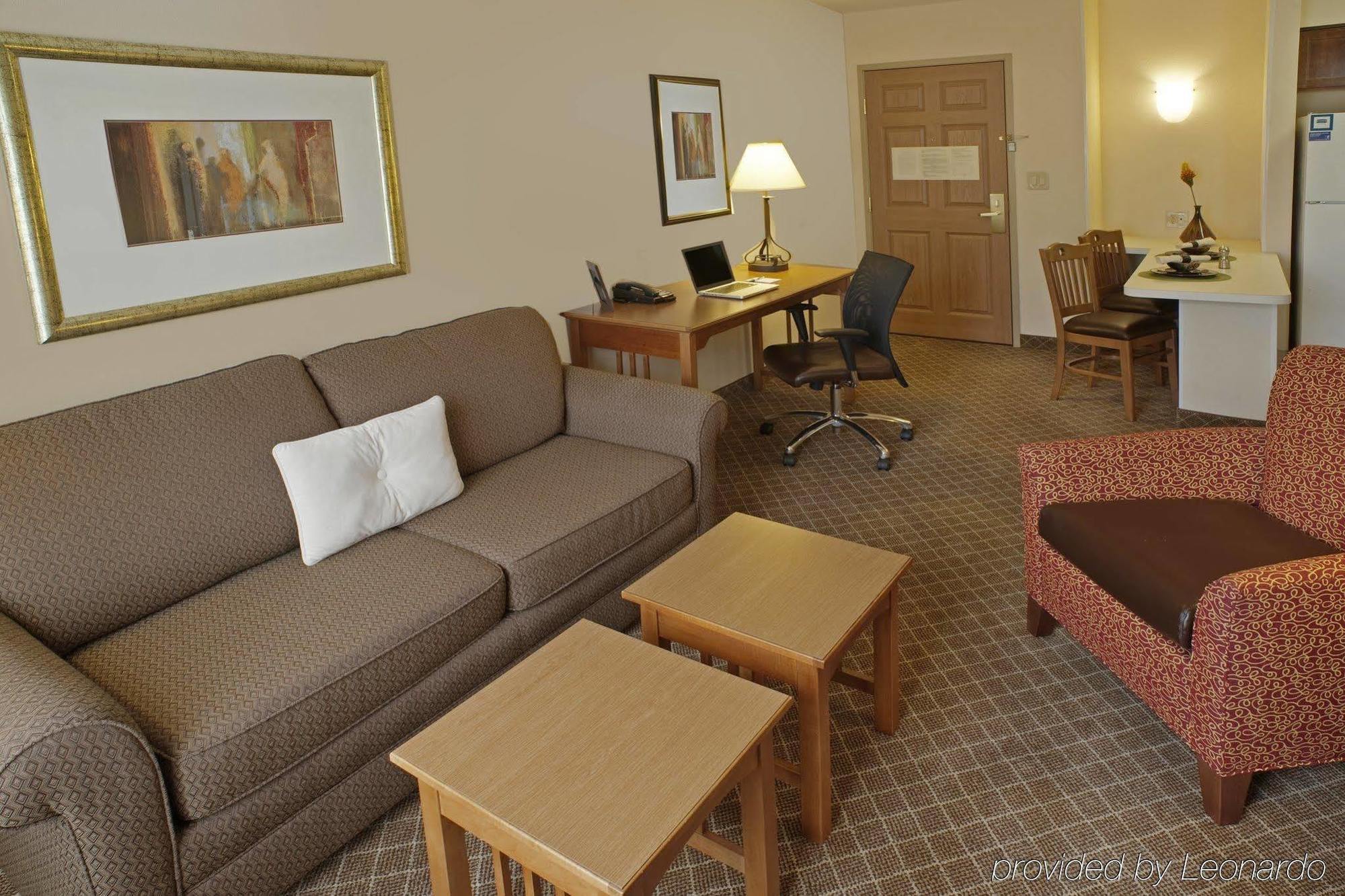 Staybridge Suites Chantilly Dulles Airport By Ihg Room photo