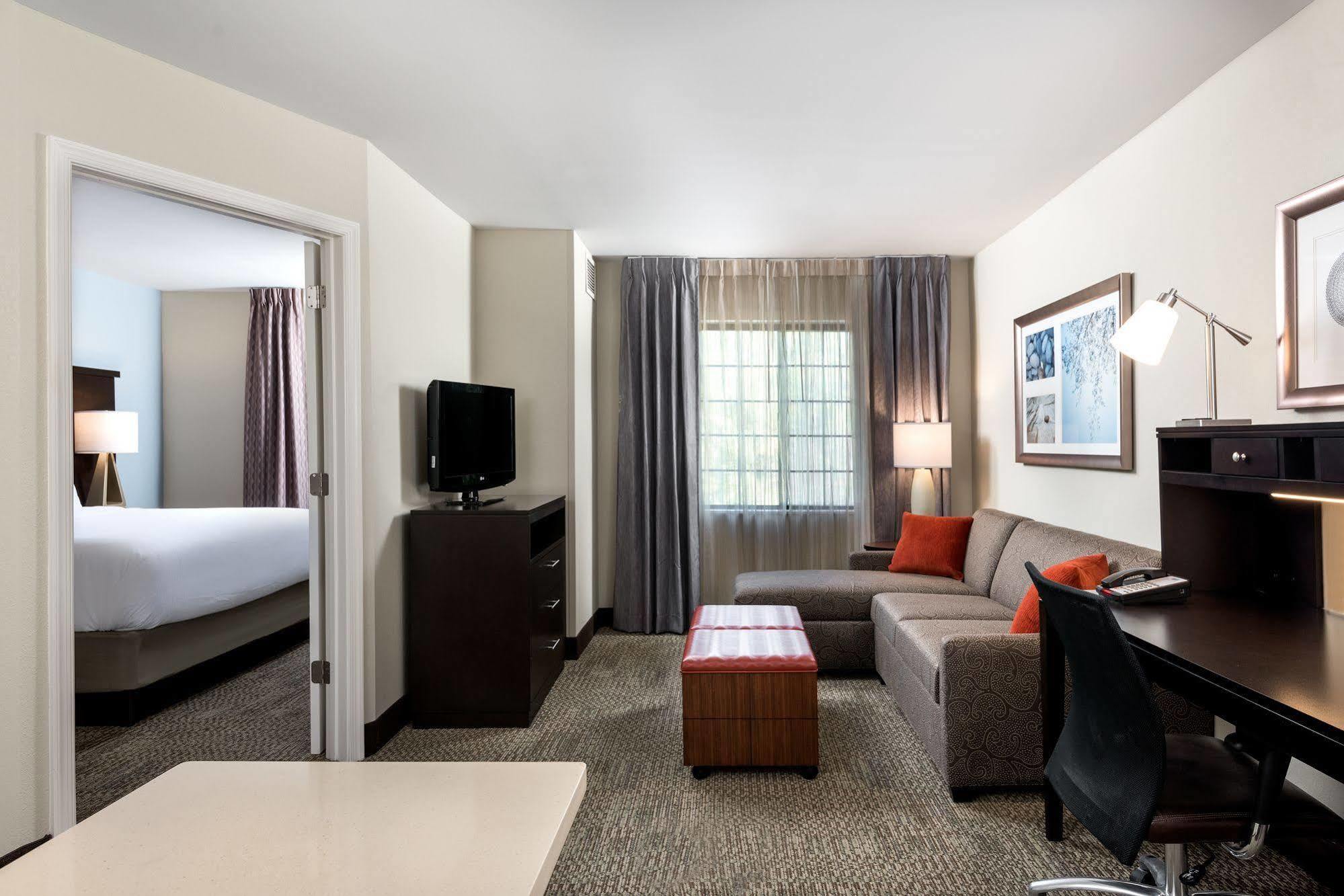 Staybridge Suites Chantilly Dulles Airport By Ihg Exterior photo