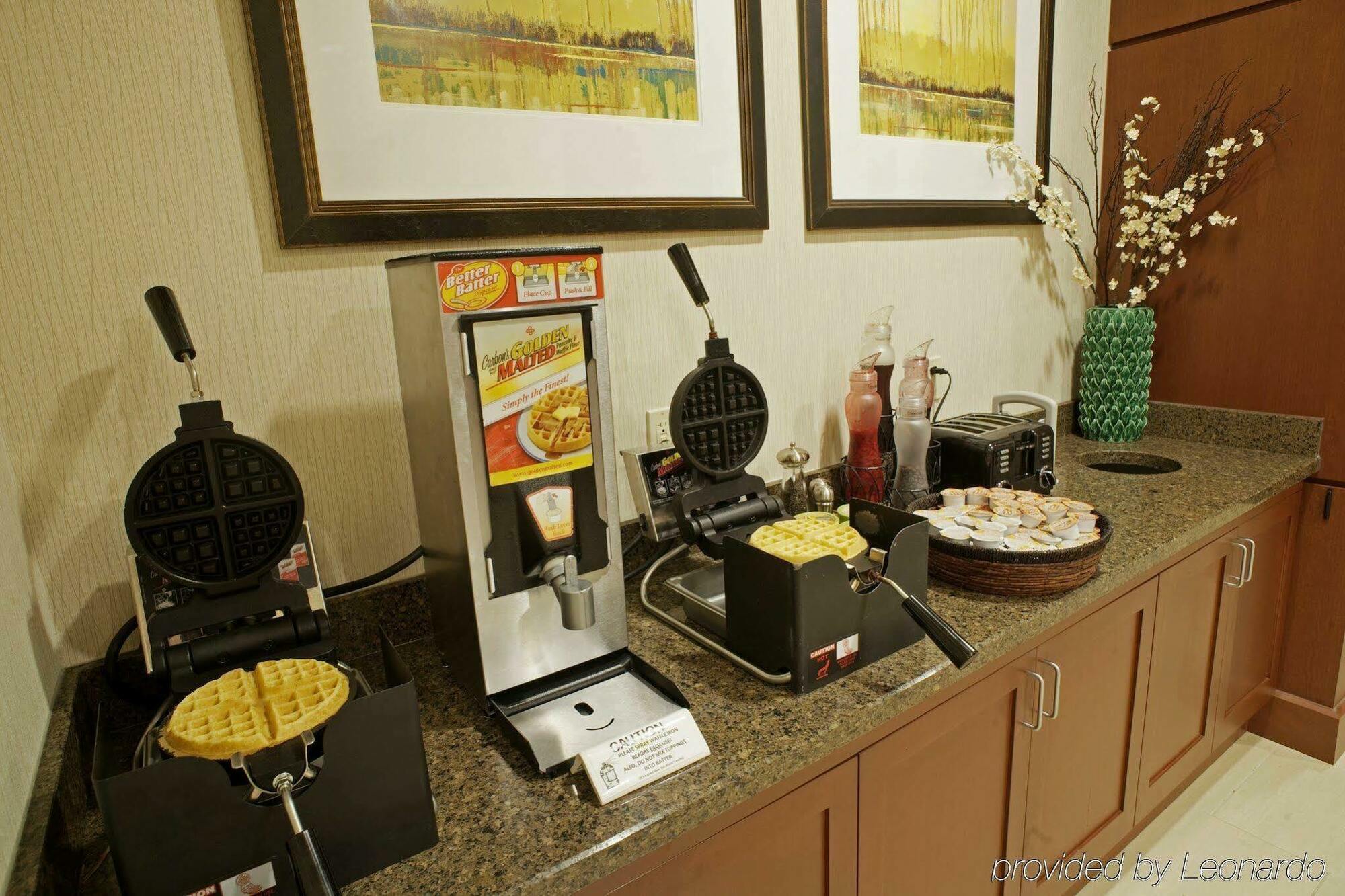 Staybridge Suites Chantilly Dulles Airport By Ihg Restaurant photo