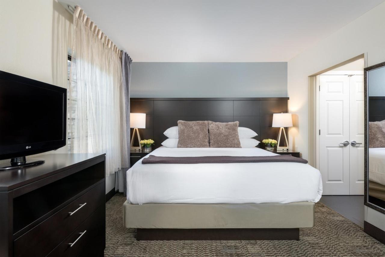Staybridge Suites Chantilly Dulles Airport By Ihg Exterior photo